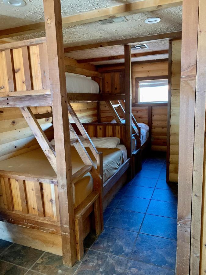 Aspen Cove Resort Пангитч Экстерьер фото